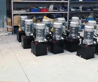 國立液壓站展示，型號(hào)齊全?？蓙韴D定制。